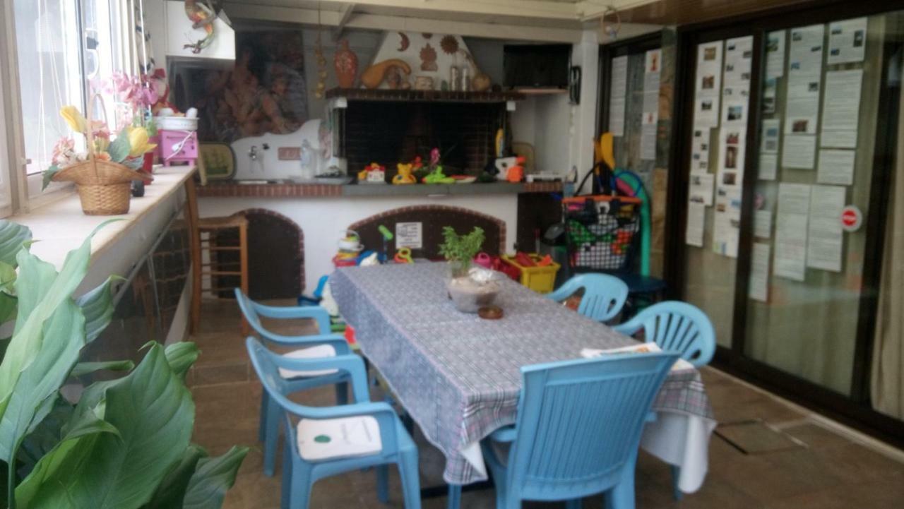 Villa George - Family Holidays Néa Mákri Eksteriør billede